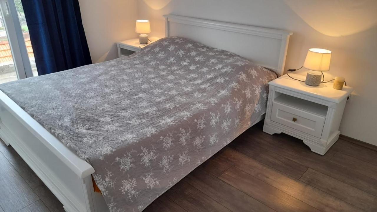 Apartments Lumbarda Ngoại thất bức ảnh